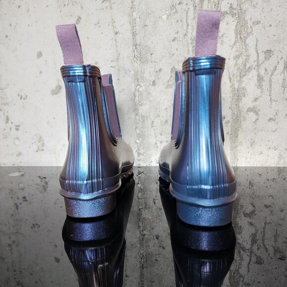 MSRP $150 Hunter Original Chelsea Nebula Iridescent Boots Size 9 New - Picture 4 of 4